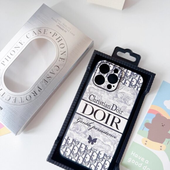 Cream iPhone16 Case - Picture 2 of 2